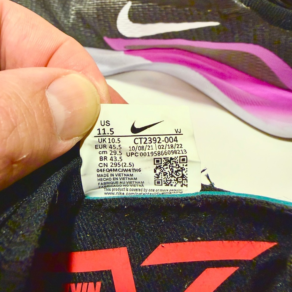 Nike Black Zoom Fly 4 Men’s Sneakers - Picture 6 of 9